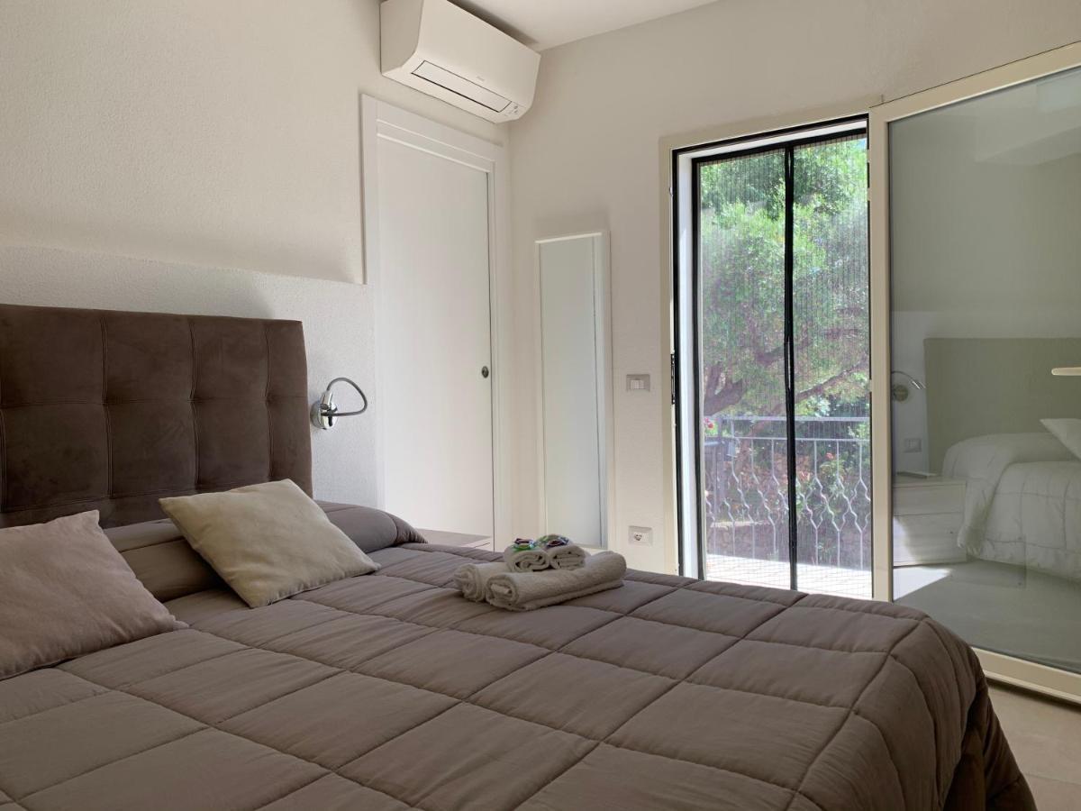 B&B Somiar San Teodoro  Exterior photo