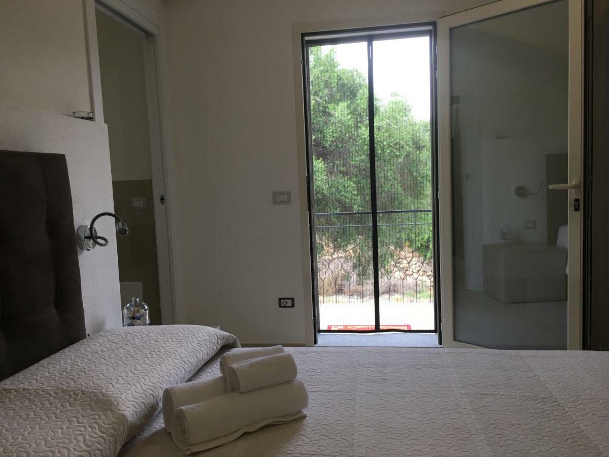 B&B Somiar San Teodoro  Exterior photo